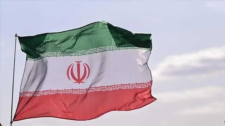 Irani vendos 7 kushte të reja për rihapjen e ngushticës së Hormuzit dhe rifillimin e bisedimeve