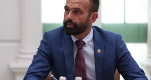 Info Shqip: Jurisprudenca në shqip! Shasivari: Po i numëroj ditët kur do të hiqet barriera 35-vjeçare