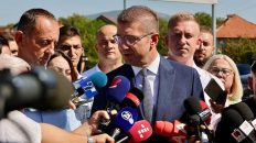 Info Shqip: Mickoski për zgjedhje të parakohshme: Le t’i kërkojë opozita, Qeveria do të përgjigjet