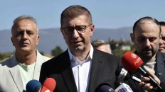 Info Shqip: Mickoski, Jotovës: Disa shtete anëtare që ndihen rehat në kolltukët e tyre i kanë harruar vlerat e BE-së