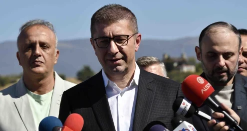 Info Shqip: Mickoski, Jotovës: Disa shtete anëtare që ndihen rehat në kolltukët e tyre i kanë harruar vlerat e BE-së