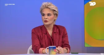 Info Shqip: “Jam një nga shkaktarët e kësaj proteste”, Kryemadhi bën “mea culpa” dhe këshillon të rinjtë: Përgatitni Planin B