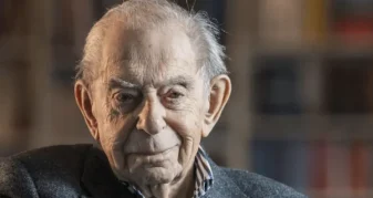 Info Shqip: Profesori austriak dhe miku i madh i shqiptarëve Paul Lendvai, 97-vjeçar, i drejtohet Edi Ramës: Merru me shkaqet e demonstratave, lëre retorikën e gënjeshtrave