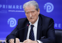 Berisha apel studentëve dhe nxënësve për bojkot: Braktisni mësimin, shpëtoni të ardhmen tuaj
