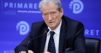 Info Shqip: Berisha apel studentëve dhe nxënësve për bojkot: Braktisni mësimin, shpëtoni të ardhmen tuaj