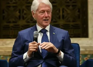 Bill Clinton citon Kuranin: Jam lodhur nga njerëzit që denigrojnë myslimanët pse janë myslimanë