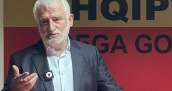 Info Shqip: Thaçi thirrje shqiptarëve: Nëse partitë tuaja s’kanë kauzë, shkoni te ato maqedonaset