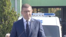 Info Shqip: Mickoski i drejtpërdrejt: Pjesa me gojë e provimit të jurisprudencës mbetet në maqedonisht!