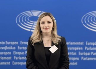Nënkryetarja e VLEN Mimoza Musa me mesazh për protestën në Tiranë: Asnjë ëndërr e një të riu nuk duhet të përballet me dhunën