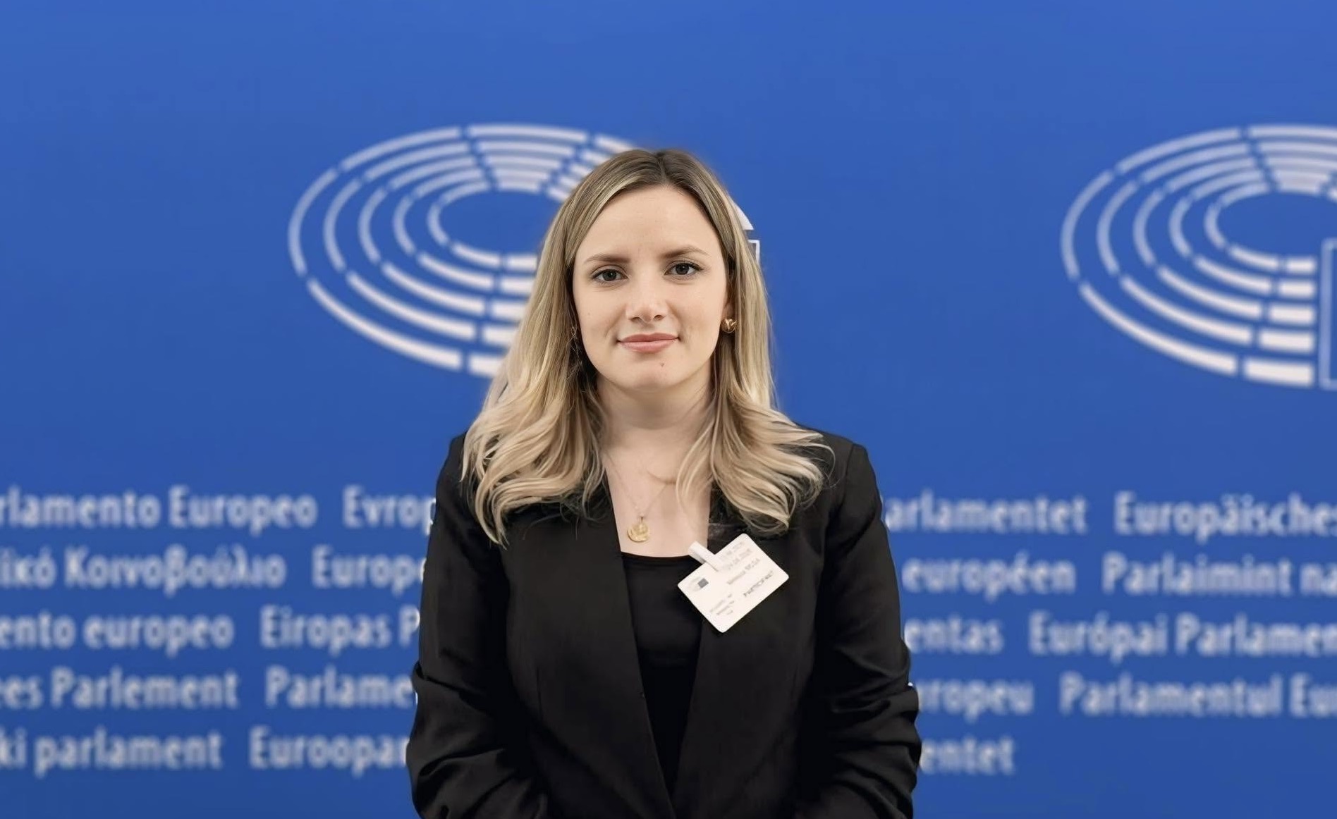 Nënkryetarja e VLEN Mimoza Musa me mesazh për protestën në Tiranë: Asnjë ëndërr e një të riu nuk duhet të përballet me dhunën