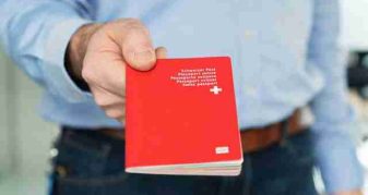Info Shqip: A mund të merret shtetësia e Zvicrës pa e ditur gjuhën, apo, sistemin ligjor?