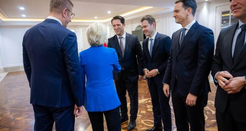 Info Shqip: Von der Leyen në Shkup, Bekim Sali: Po forcojmë dialogun dhe bashkëpunimin për të ardhmen evropiane të Maqedonisë së Veriut