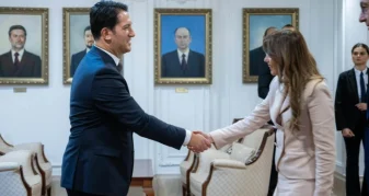 Info Shqip: Sali priti Haxhiun në Qeveri: Lidhjet vëllazërore me Kosovën, vlerë që na bashkon