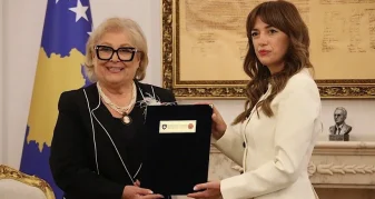 Info Shqip: Justina Shiroka-Pula merr zyrtarisht detyrën e Presidentes së Republikës së Kosovës