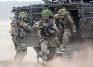 Moska pritet të sulmojë NATO-n? Estonia po vendos trupa elitare në kufi! Gati plani