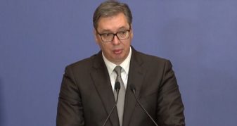 Info Shqip: Brnabiç pretendon se po përgatitet arrestimi i Vuçiqit